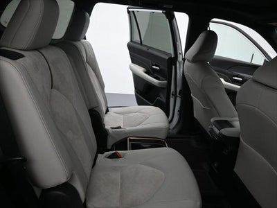 2024 Toyota Grand Highlander Hybrid MAX Platinum