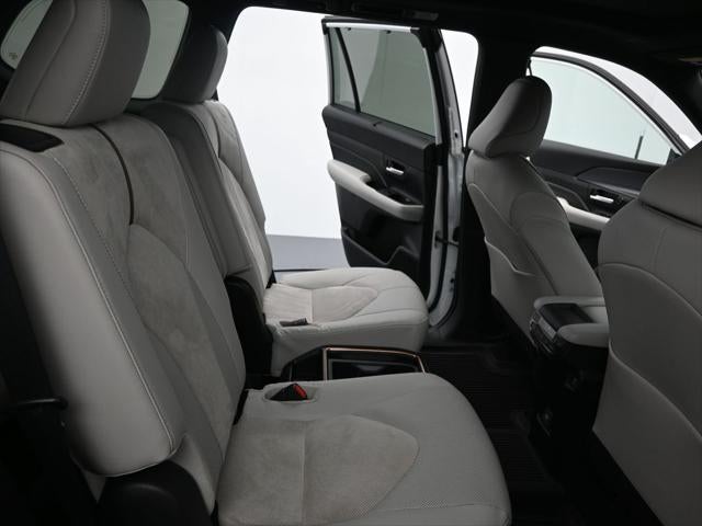 2024 Toyota Grand Highlander Hybrid MAX Platinum