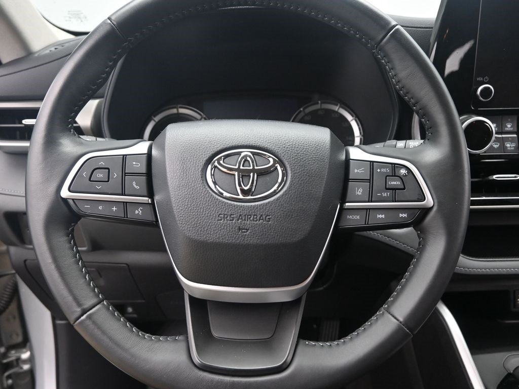 2023 Toyota Highlander Hybrid LE