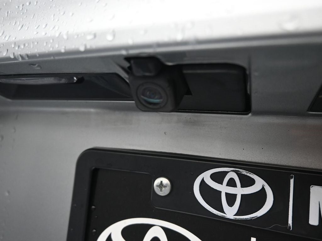 2023 Toyota Highlander Hybrid LE