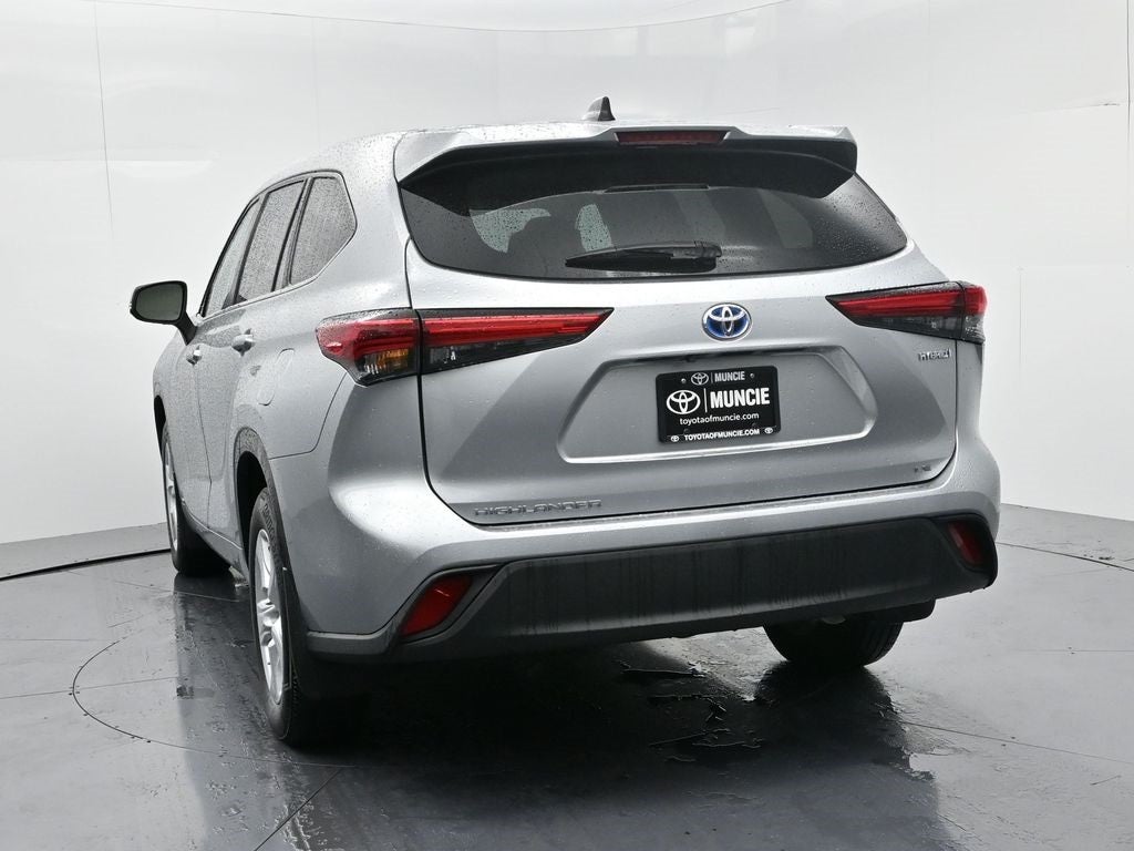 2023 Toyota Highlander Hybrid LE