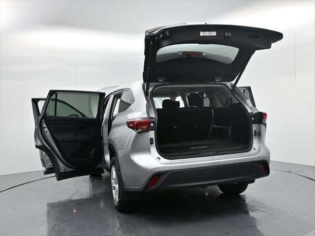 2023 Toyota Highlander Hybrid LE