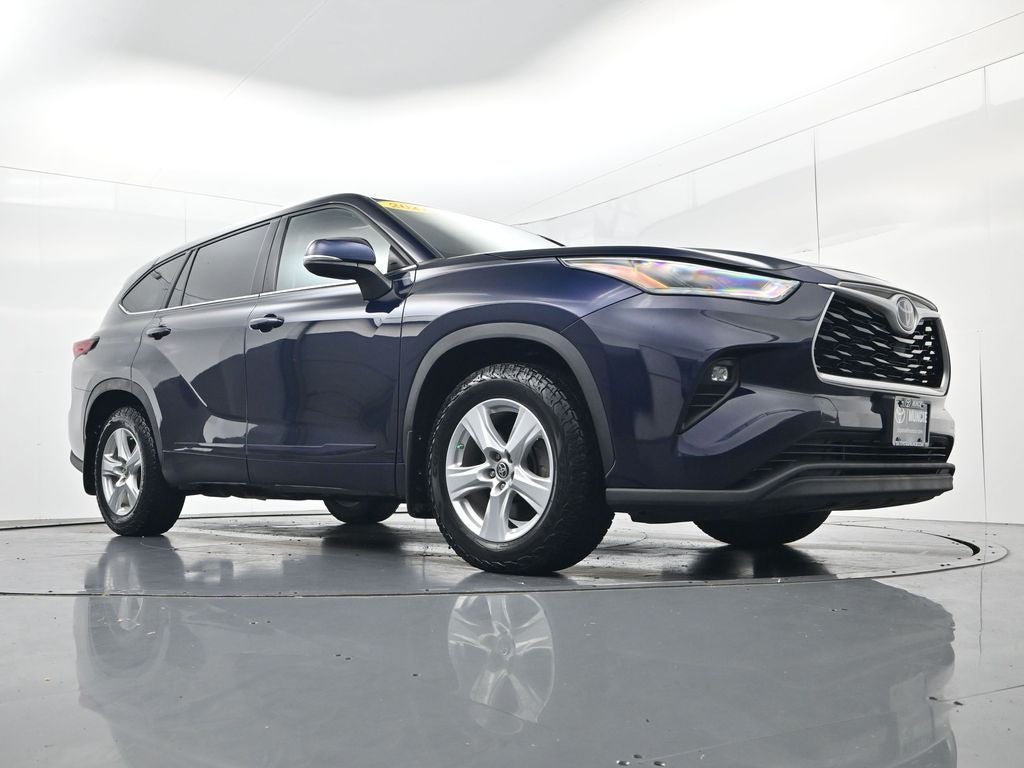 2021 Toyota Highlander LE
