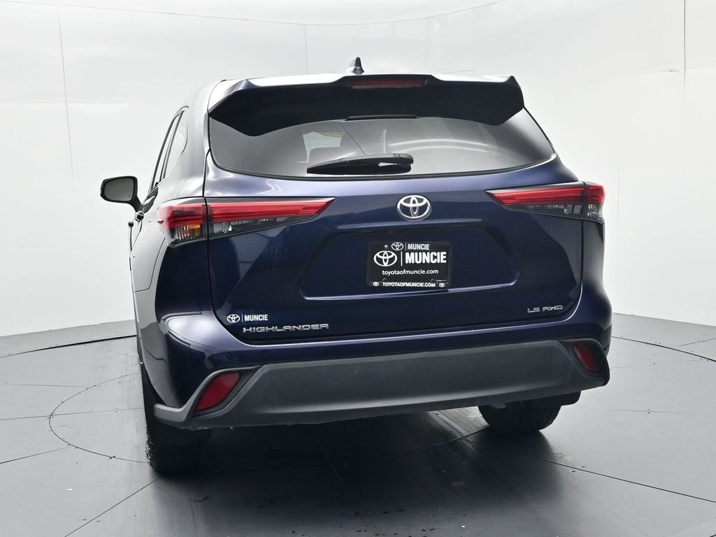 2021 Toyota Highlander LE