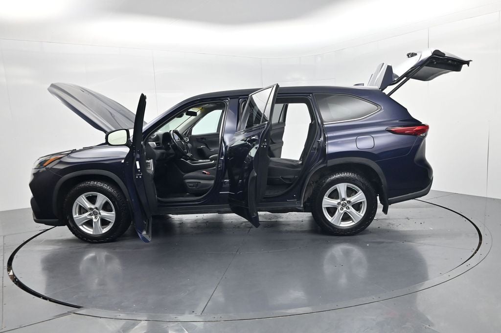 2021 Toyota Highlander LE