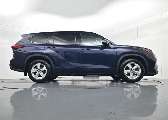 2021 Toyota Highlander LE