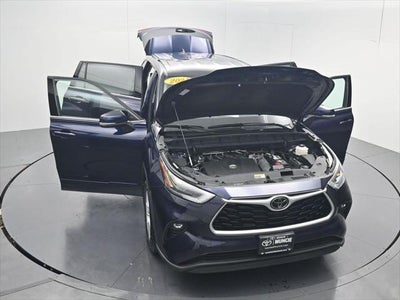 2021 Toyota Highlander LE