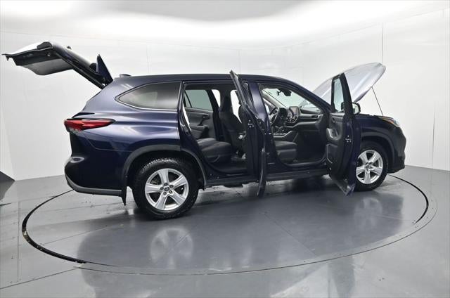 2021 Toyota Highlander LE