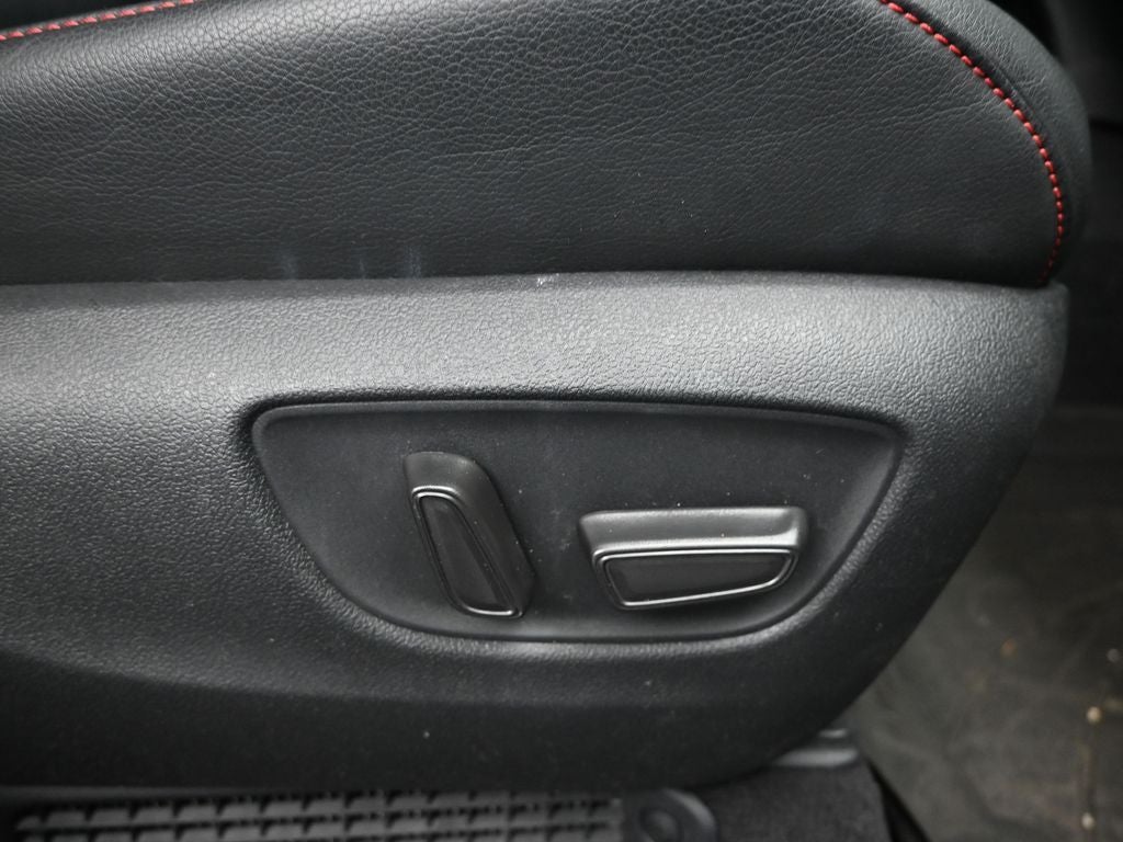 2025 Toyota Sienna XSE 7 Passenger