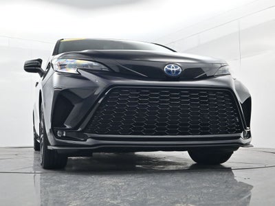 2025 Toyota Sienna XSE 7 Passenger