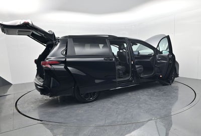 2025 Toyota Sienna XSE 7 Passenger
