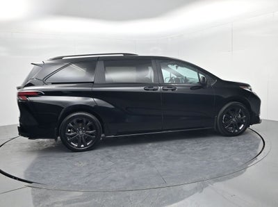 2025 Toyota Sienna XSE 7 Passenger