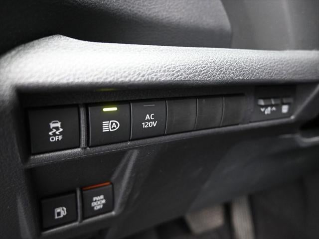 2025 Toyota Sienna XSE 7 Passenger