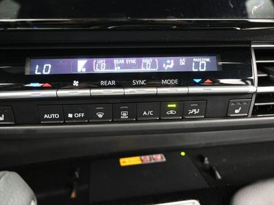 2025 Toyota Sienna XSE 7 Passenger