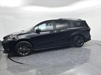 2025 Toyota Sienna XSE 7 Passenger