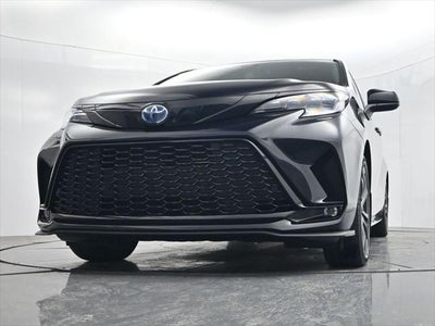 2025 Toyota Sienna XSE 7 Passenger