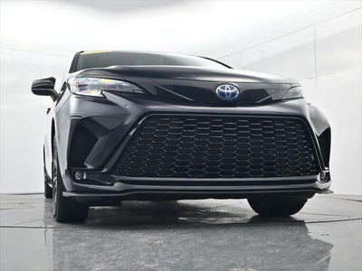 2025 Toyota Sienna XSE 7 Passenger