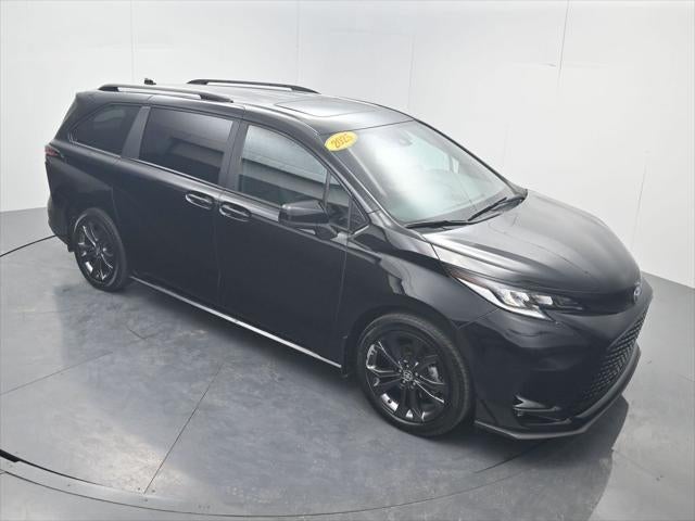 2025 Toyota Sienna XSE 7 Passenger