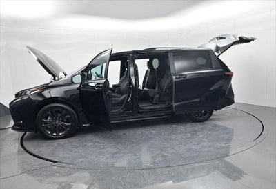 2025 Toyota Sienna XSE 7 Passenger