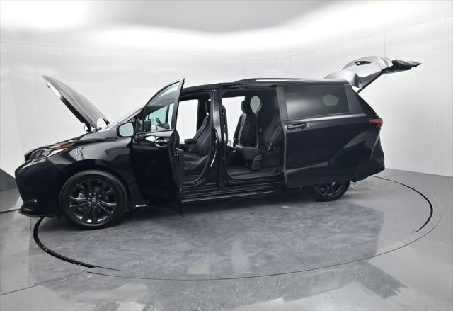 2025 Toyota Sienna XSE 7 Passenger