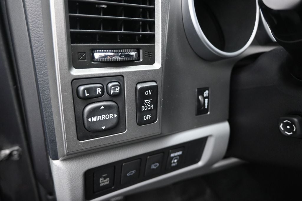 2017 Toyota Sequoia Platinum