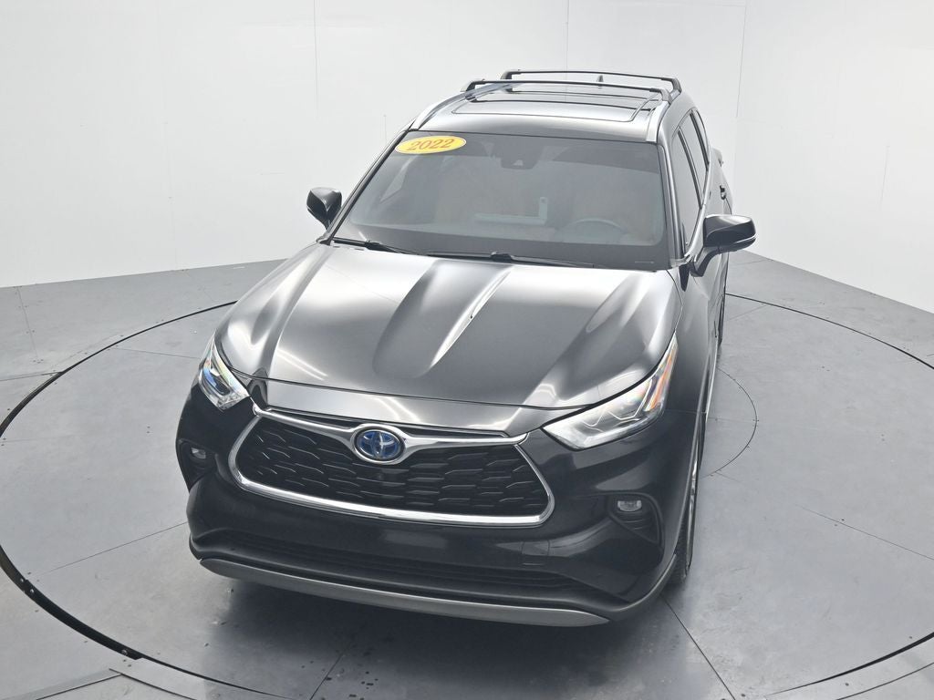 2022 Toyota Highlander Hybrid Platinum