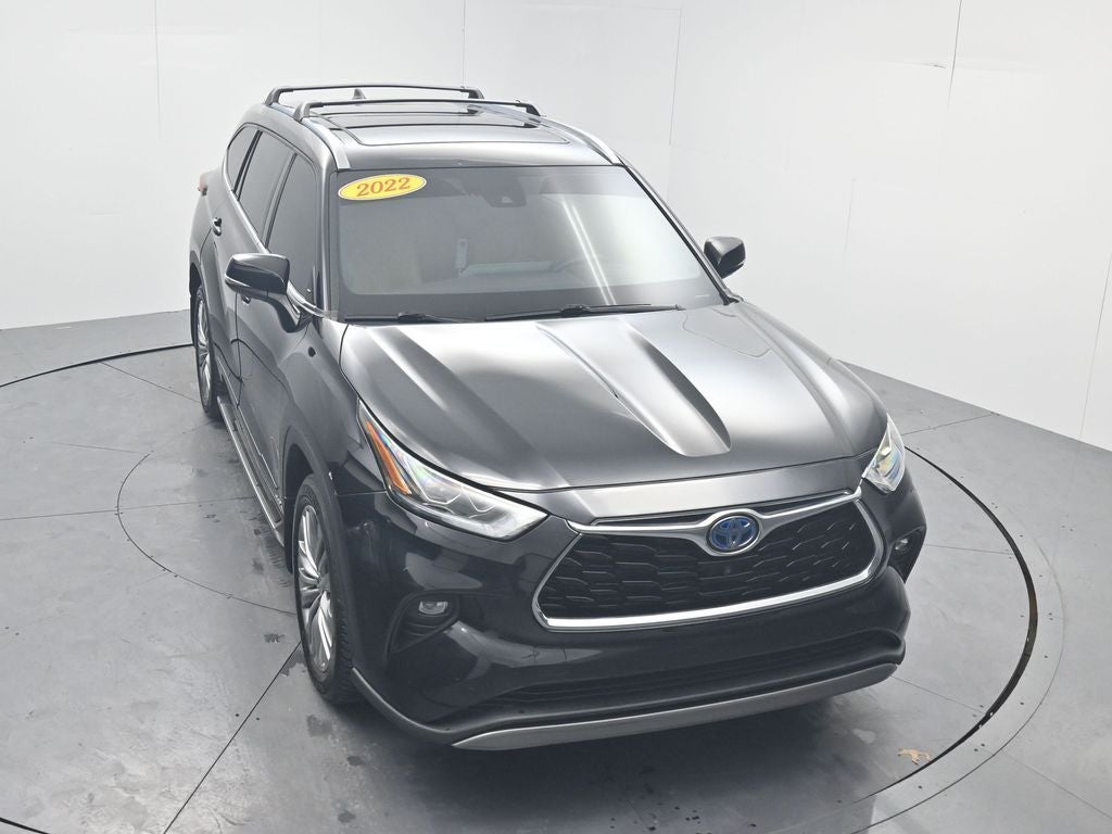 2022 Toyota Highlander Hybrid Platinum
