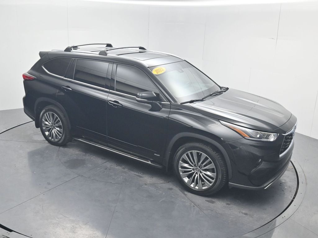 2022 Toyota Highlander Hybrid Platinum