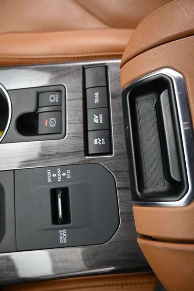 2022 Toyota Highlander Hybrid Platinum