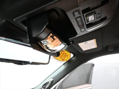 2022 Toyota Highlander Hybrid Platinum