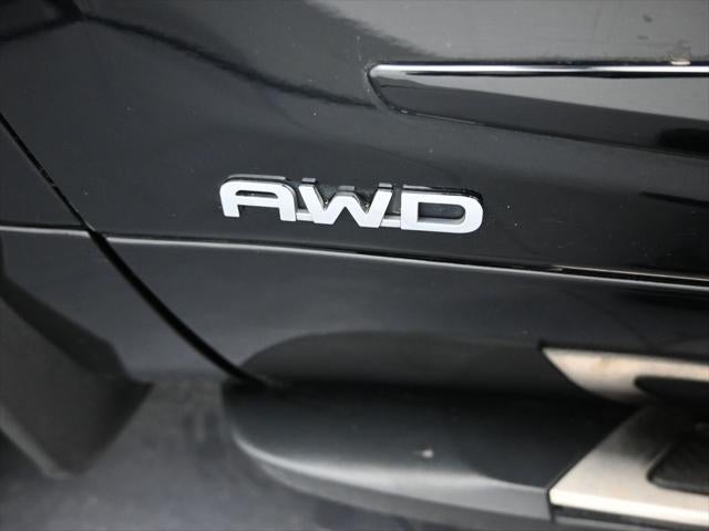 2022 Toyota Highlander Hybrid Platinum