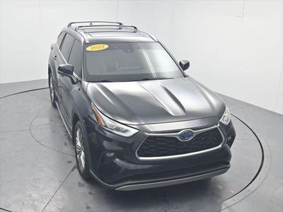 2022 Toyota Highlander Hybrid Platinum