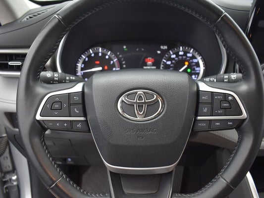 2022 Toyota Highlander XLE in Richmond, KY - Gates Auto Family