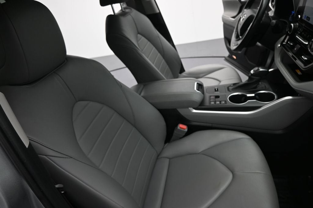 2024 Toyota Highlander Hybrid XLE