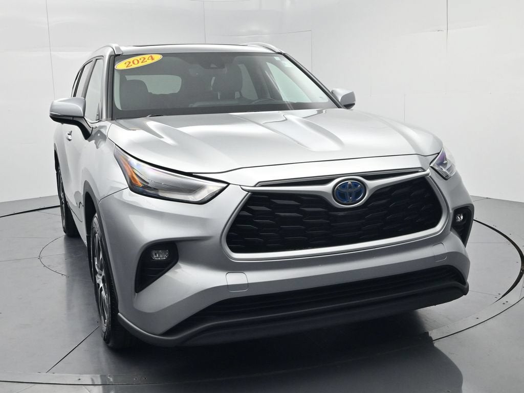 2024 Toyota Highlander Hybrid XLE