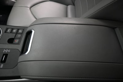 2024 Toyota Highlander Hybrid XLE
