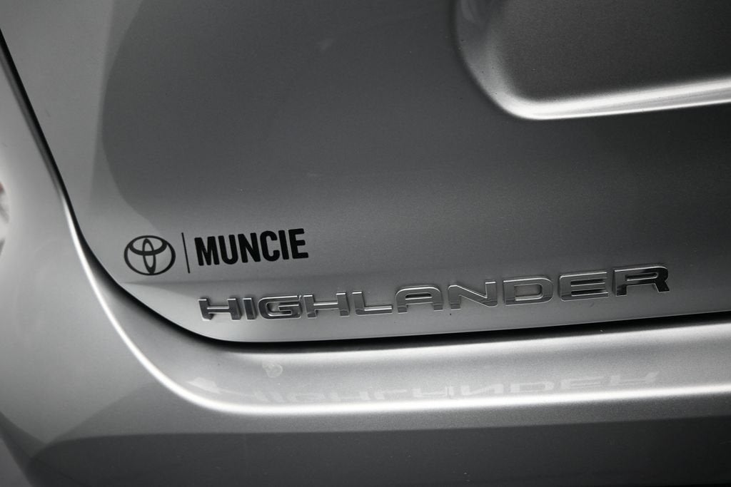 2024 Toyota Highlander Hybrid XLE