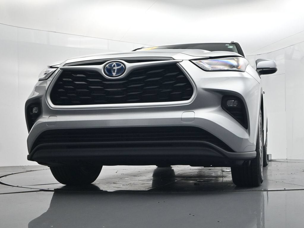 2024 Toyota Highlander Hybrid XLE