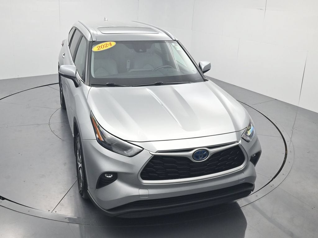 2024 Toyota Highlander Hybrid XLE