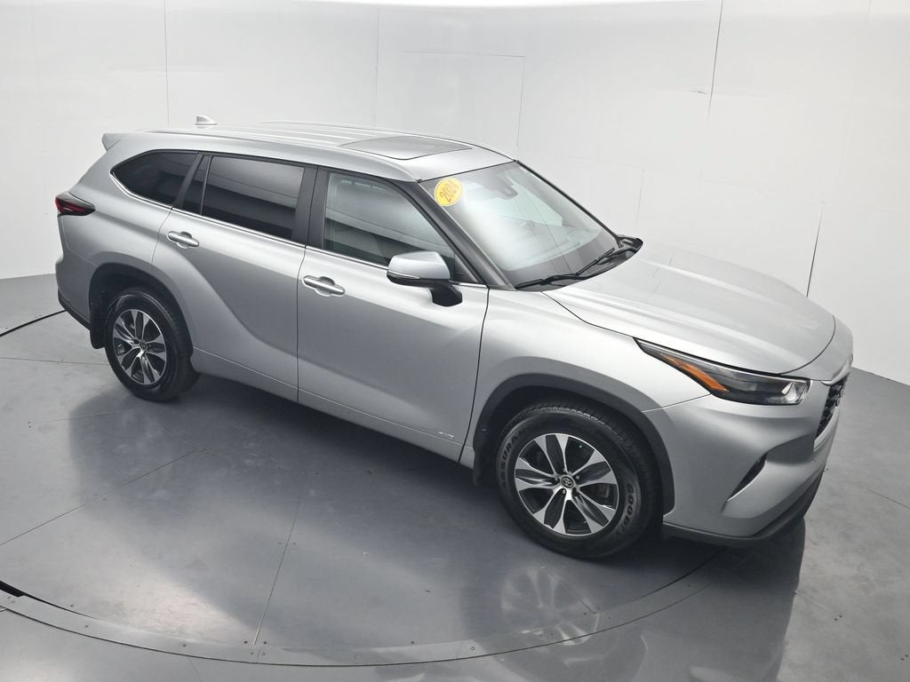 2024 Toyota Highlander Hybrid XLE