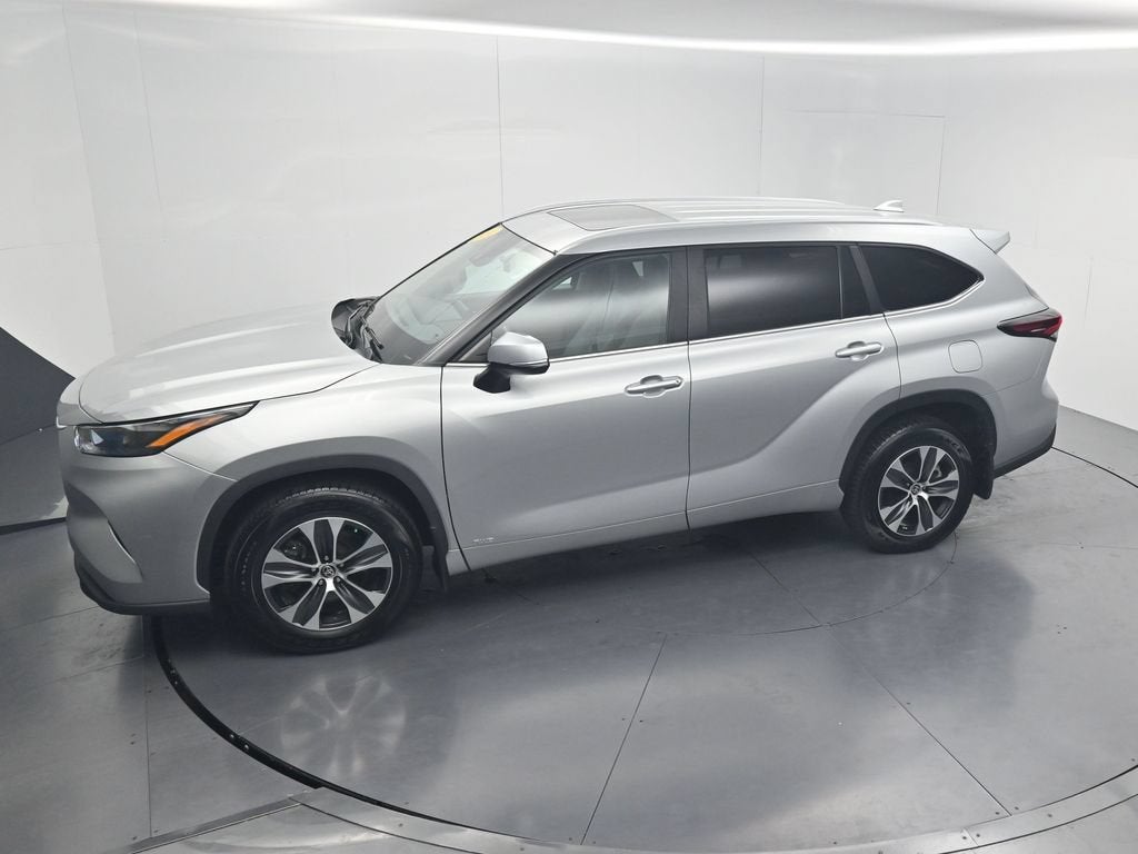 2024 Toyota Highlander Hybrid XLE