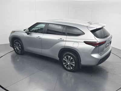 2024 Toyota Highlander Hybrid XLE