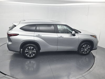 2024 Toyota Highlander Hybrid XLE