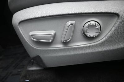 2024 Toyota Highlander Hybrid XLE