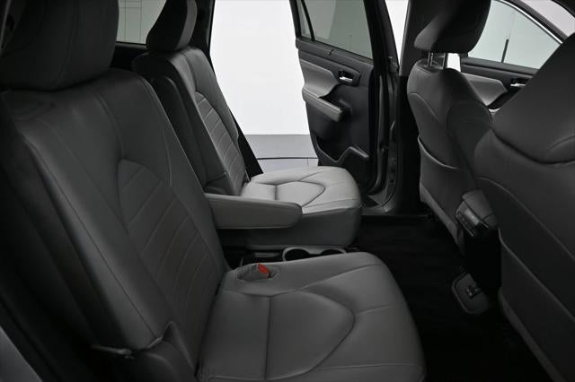 2024 Toyota Highlander Hybrid XLE