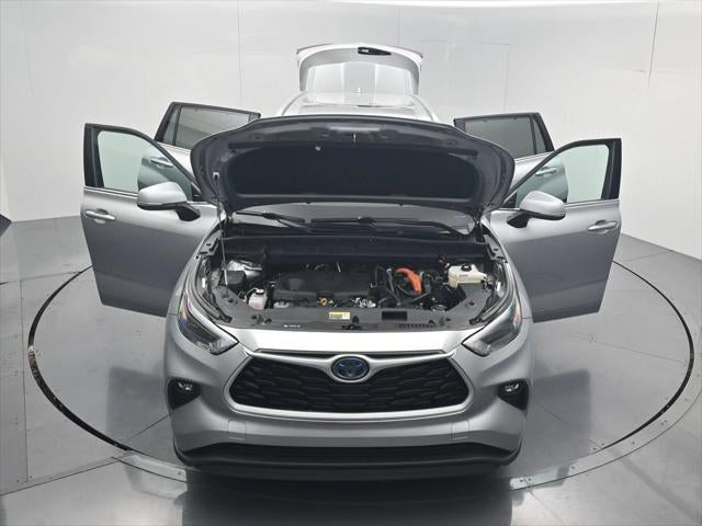 2024 Toyota Highlander Hybrid XLE
