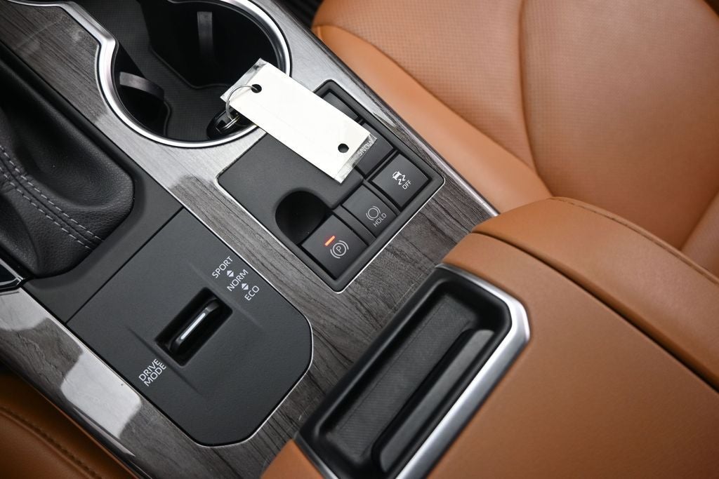 2024 Toyota Highlander Platinum
