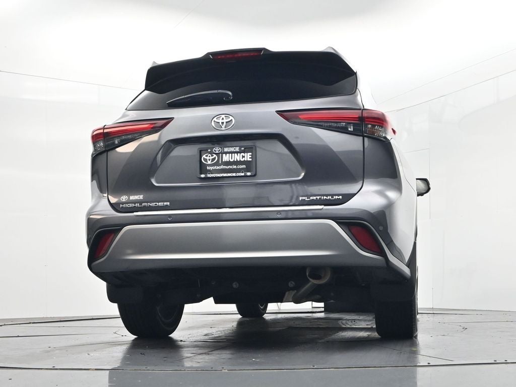 2024 Toyota Highlander Platinum