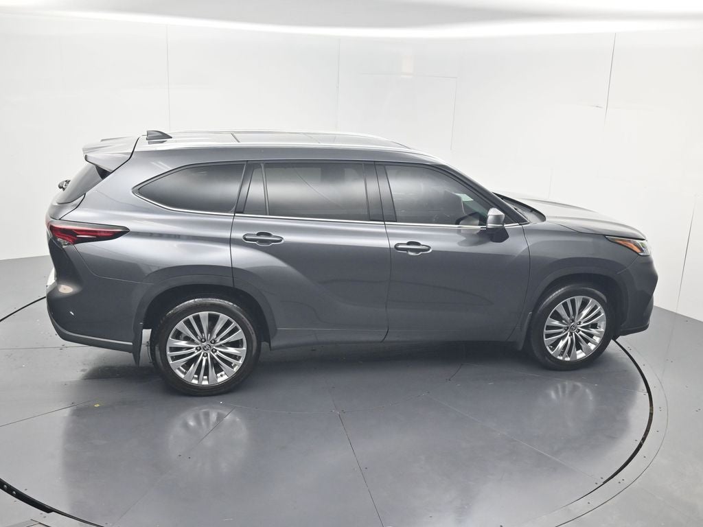 2024 Toyota Highlander Platinum