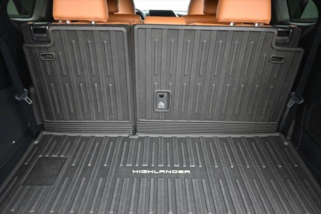 2024 Toyota Highlander Platinum